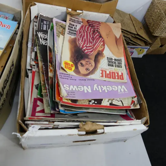 BOX LOT ASST. VINTAGE MAGAZINES; LIFE, WEEKLY NEWS ETC c.1970s