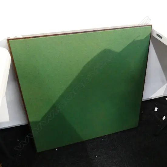 FOLDING CARD TABLE 