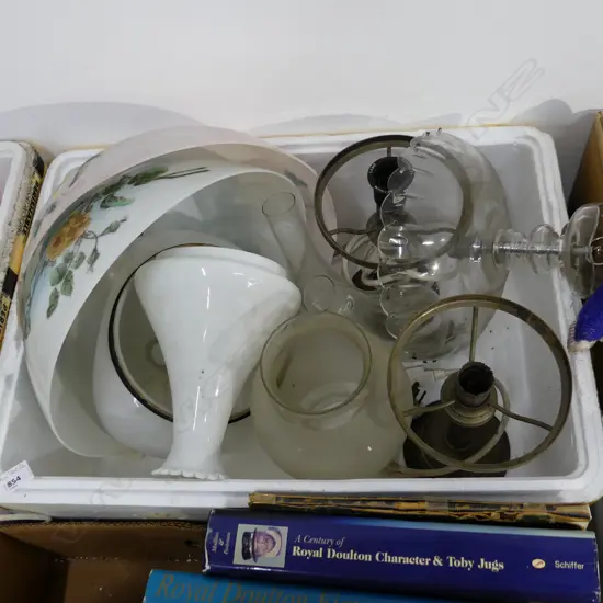 BOX LOT ASST. VINTAGE / ANTIQUE LIGHT FITTINGS + PR EP LAMPS 