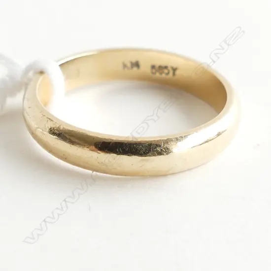 14K GOLD WEDDING BAND 3.77GMS SIZE O