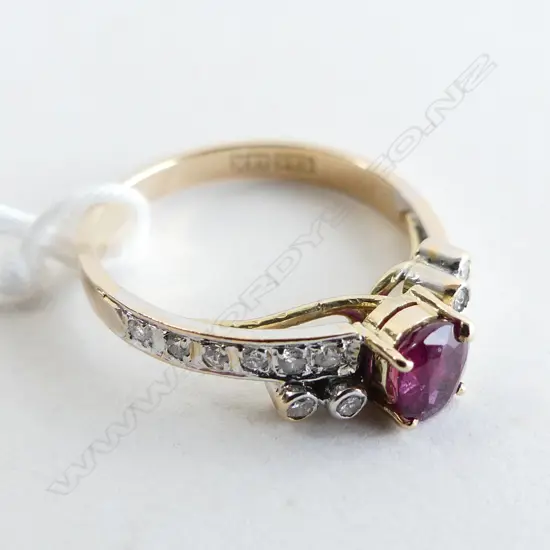 14ct RUBY & DIAMOND RING 2.58gm  SIZE N