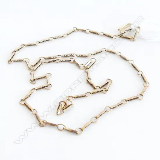 9CT RAIL & CIRCLE LINK NECK CHAIN 3.28gm. L.485mm