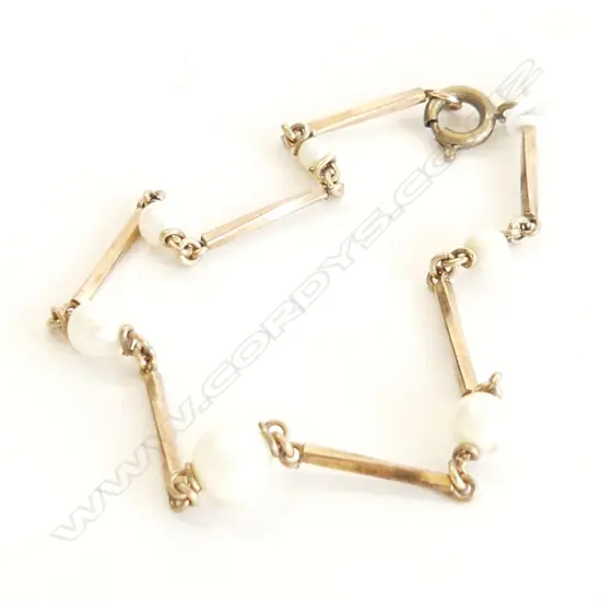 9CT GOLD SET PEARL BRACELET  2.5GMS