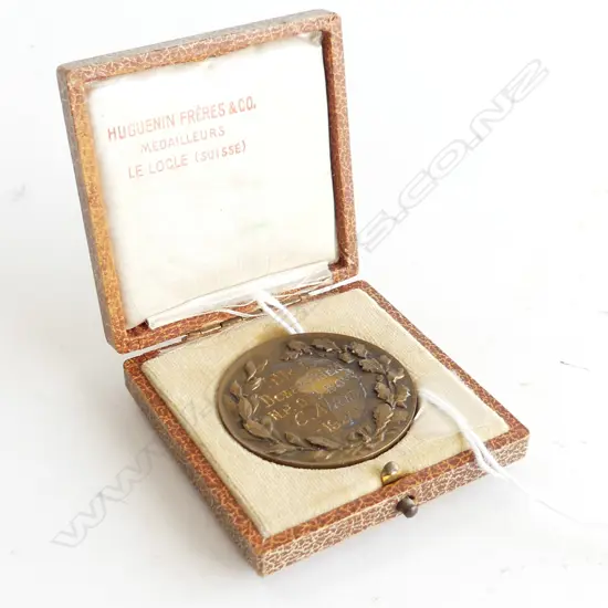 TARANAKI RUGBY UNION BRONZE MEDALLION TO C. ALLAN 1929 in hard case