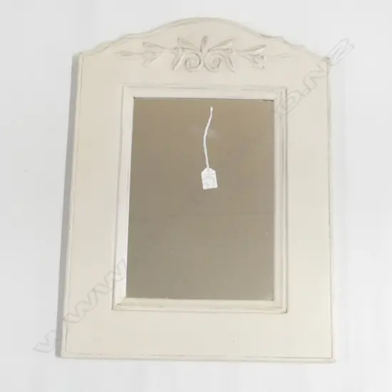 WHITE PAINTED MIRROR 605x450mm