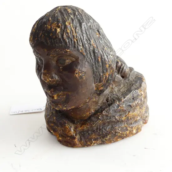 ANTIQUE KAURI GUM BUST OF A MAORI WOMAN & CHILD H.90mm