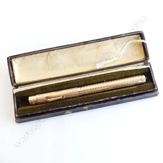 VINTAGE GOLD FILLED WAHL FOUNTAIN PEN 