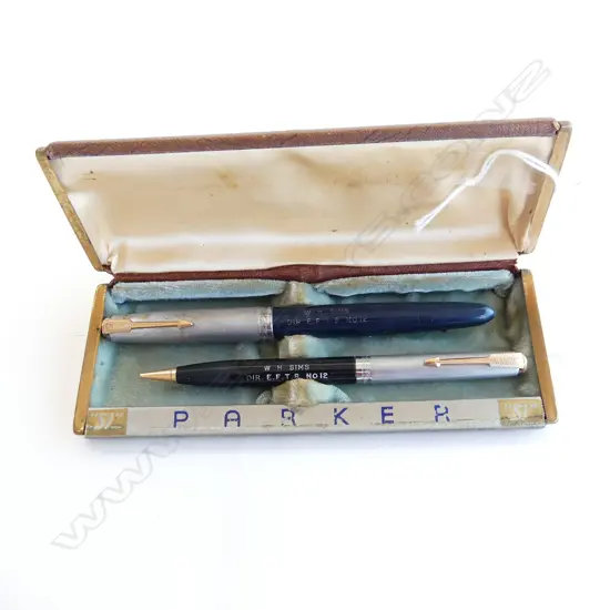 SET 2 VINTAGE PARKER PENS, IN ORIGINAL BOX. BOTH ENGRAVED WITH 'W.H. SIMS'