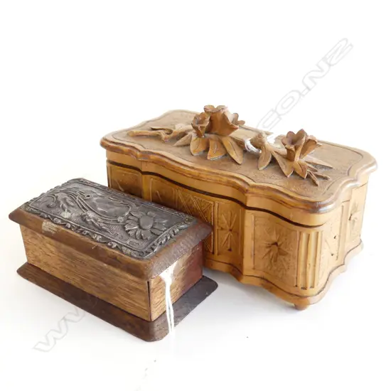 2 SMALL WOOD JEWLERY BOXES 1 WITH S/S LID  L100MM