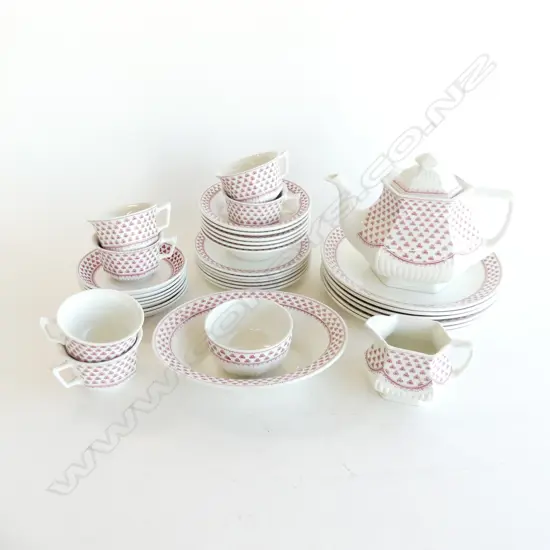 35 PCE ADAMS IRONSTONE 'VICTORIA' 6 PLACE PART DINNER SERVICE...