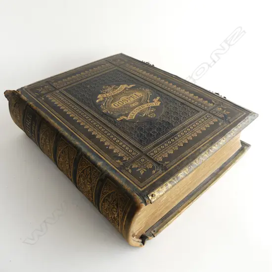 LATE 19thC BROWNS SELF-INTERPRETING FAMILY BIBLE, EDINBURGH