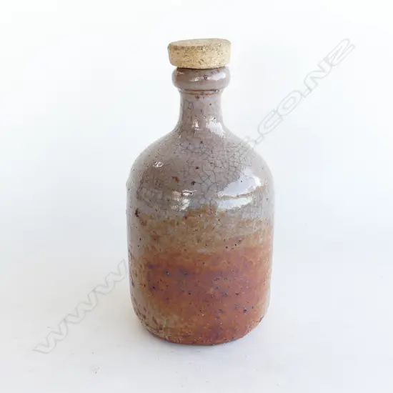 DON THORNLEY RICH DARK CELADON GLAZE BOTTLE w cork stopper. H.225mm