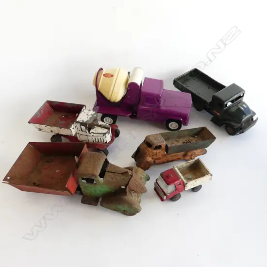 BOX 6 VINTAGE TIN TOY  TRUCKS TONKA CEMENT L220MM BUDDY ARMY L200MM