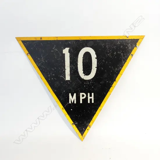 TRIANGLULAR METAL ROAD SIGN  '10 MPH'  W. 600MM