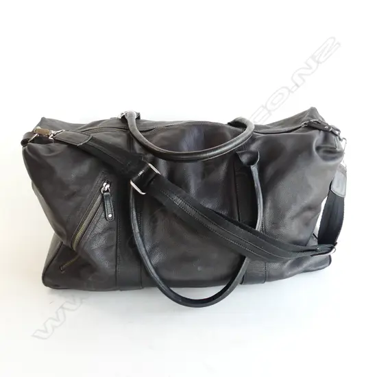 COUNTRY ROAD DARK BROWN LEATHER WEEKEND BAG w. STRAP L.550mm