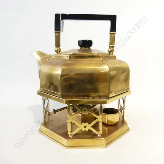 LG ORIENTAL BRASS KETTLE WITH BURNER  H. 330MM