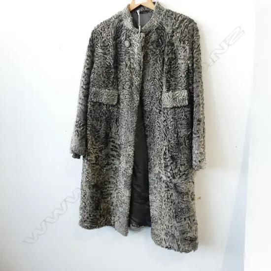 VINTAGE 1950'S GREY ASRAHKAN FUR HALF LENGTH COAT