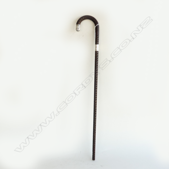 WALKING STICK WITH STG SILVER COLLAR & TIP, LONDON 1929 