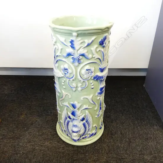 ORNATE CHINA UMBRELLA STAND H610MM