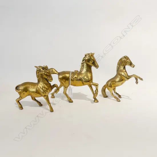 3 BRASS HORSES LARGEST L 230MM