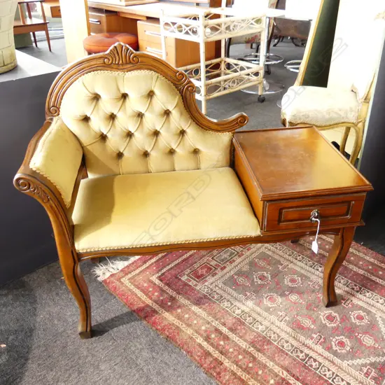 VICTORIAN STYLE TELEPHONE TABLE w. CHAIR W.970mm