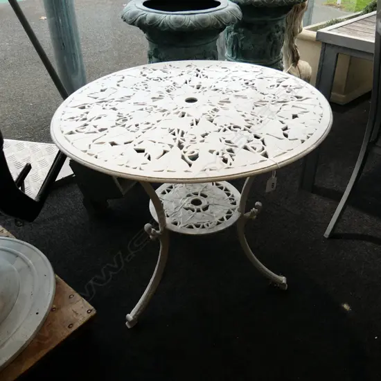 WHITE PAINTED METAL OUTDOOR GARDEN TABLE 710mm dia H.645mm