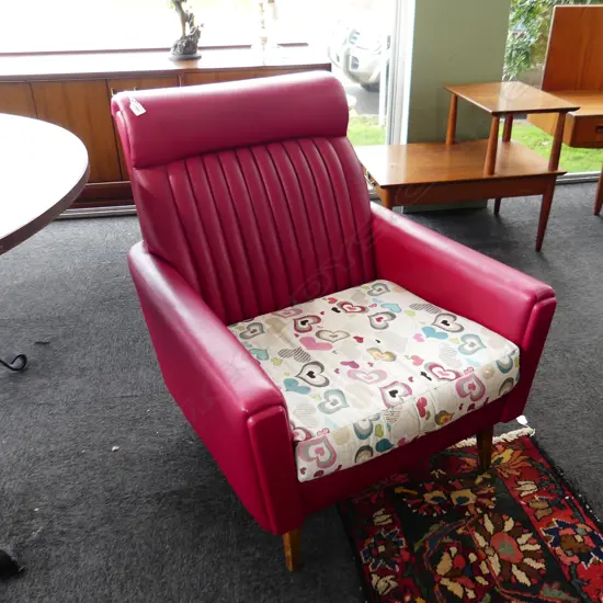 RETRO RED ARM CHAIR 