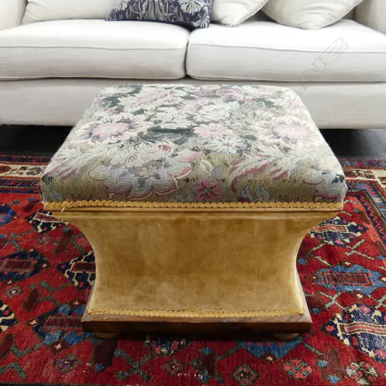 SQUARE OTTOMAN 500x500x450mm