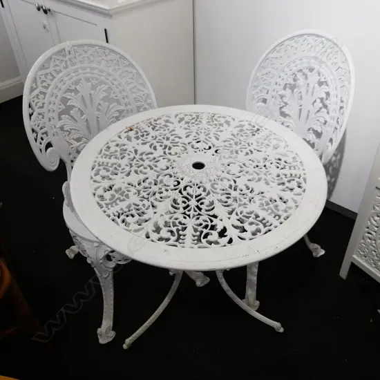 WHITE METAL PATIO SET; PR CHAIRS & TABLE 680mm dia