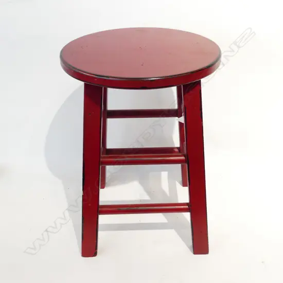 RED LACQUER STOOL H.400mm
