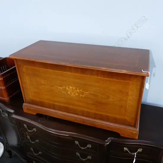 BLANKET BOX 930x400x520mm