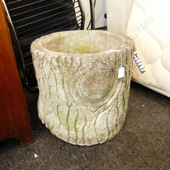 CONCRETE 'LOG' PLANTER POT H. 370MM