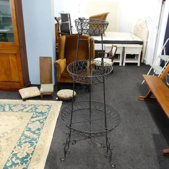 3 TIER CIRCULAR METAL GARDEN POT STAND H.1500mm - disassembles