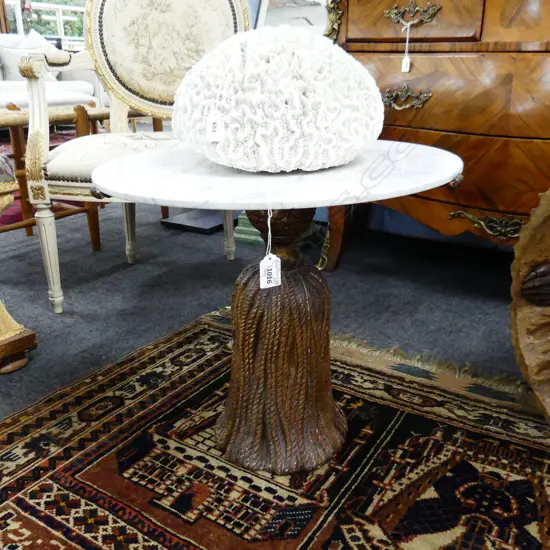 MARBLE TOPPED SIDE TABLE; GOLD PAINTED METAL TASSEL BASE H.450mm / 510mm dia