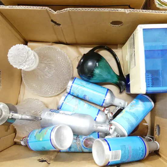 BOX ASST INCL TOSHIBA ICE CRUSHER, OLD PILOTS BEER ALUMINIUM BOTTLES, SHIPS DECANTER ETC..
