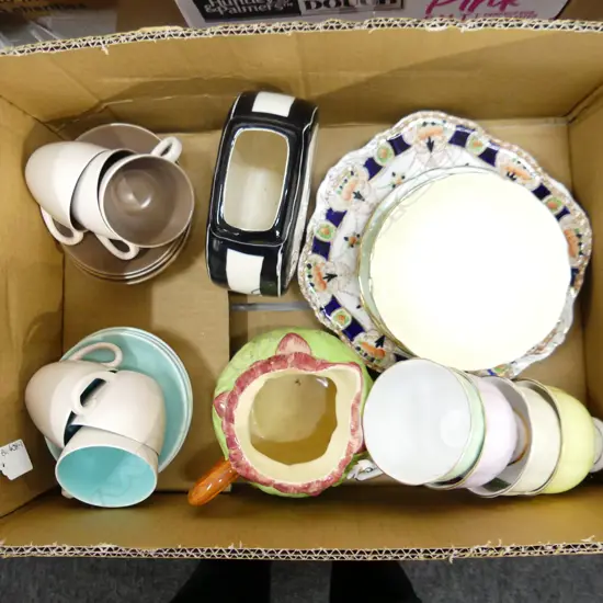 SM BOX LOT ASST CHINA INCL 4 TRIOS, POOLE C&S'S ETC..