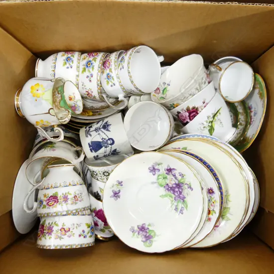 BOX ASST CHINA CUPS, SAUCERS, PLATES, MATCHED & UNMATCHED