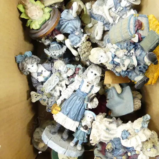 BOX ASST RESIN FIGURES INCL LTD ED.BOYDS BEARS, YESTERDAYS CHILD ETC..