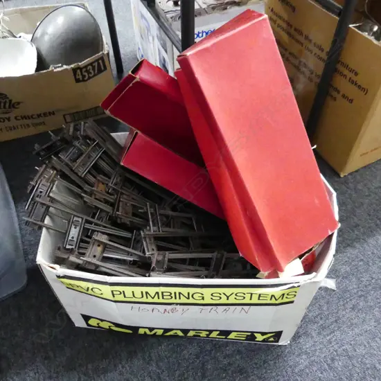 BOX LOT ASST. VINTAGE HORNBY MECCANO TRAIN TRACK; STRAIGHT & CURVED SECTIONS GAUGE O ETC 