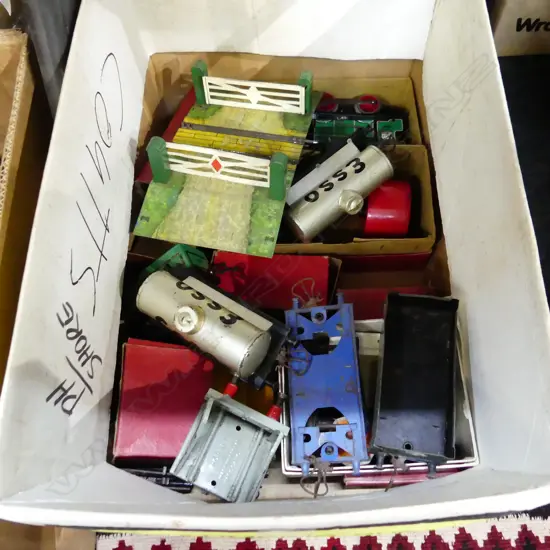 BOX LOT ASST. VINTAGE HORNBY MECCANO ROLLING STOCK ETC