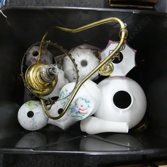 LGE CRATE ART NOUVEAU GLASS LIGHT SHADES + BRASS HANGING LAMP