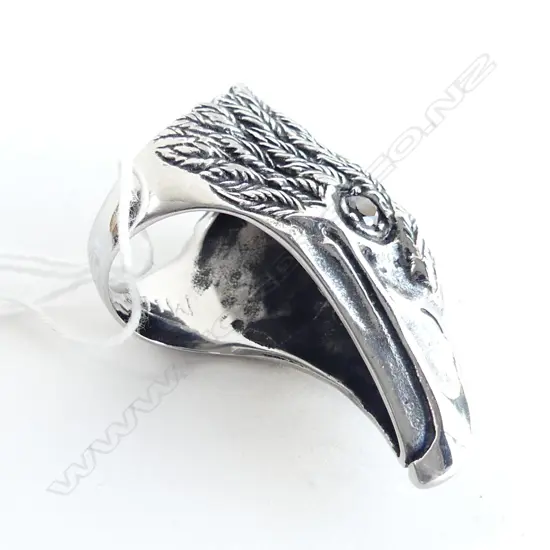 LG STAINLESS STEEL BIRDS HEAD RING, GLASS EYES