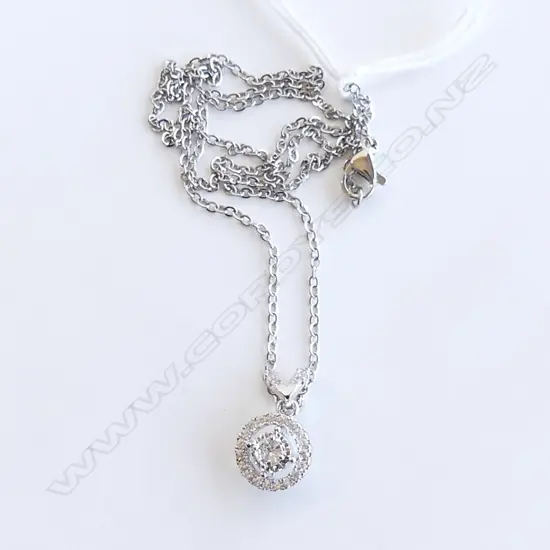 FAUX DIAMOND & STG SILVER PENDANT & CHAIN 