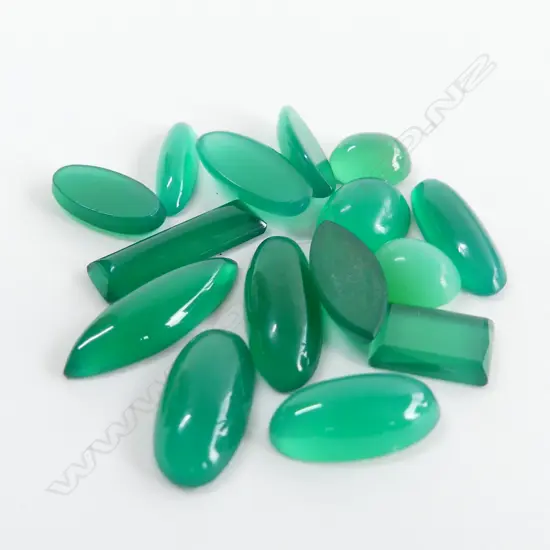 BAG MIXED GREEN AGATE CABOCHONS