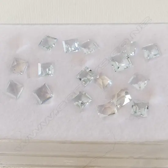 BOX SQUARE AQUAMARINES, 5CT 