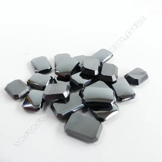 BAG HEMATITE STONES 