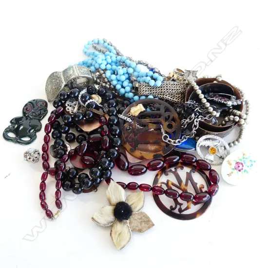 BAG ASST COSTUME JEWELLERY