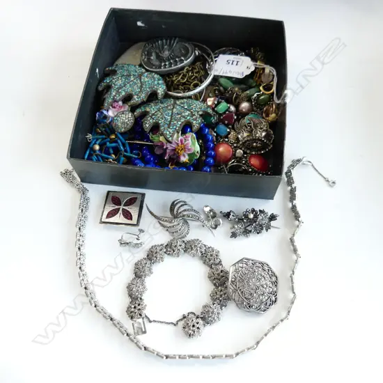 ASST. JEWELLERY; SOME STG, FAUX LAPIS ETC