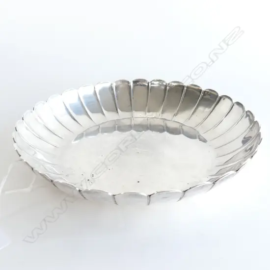 STG SILVER DISH LONDON 1932 225mm dia 528 GRAMS