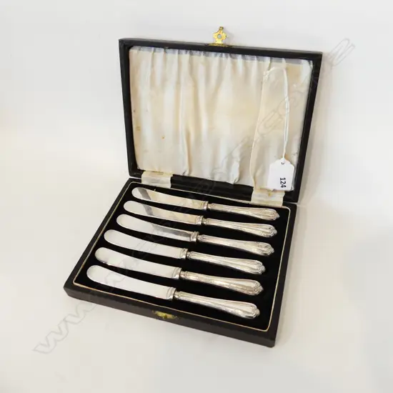 STG SILVER SET OF 6 PATE KNIVES IN BOX, SHEFFIELD 1937
